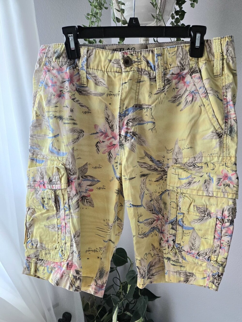 VTG Jet Lag Cargo Shorts Mens 32 Yellow Hawaiian Floral All Over Print Y2K Baggy